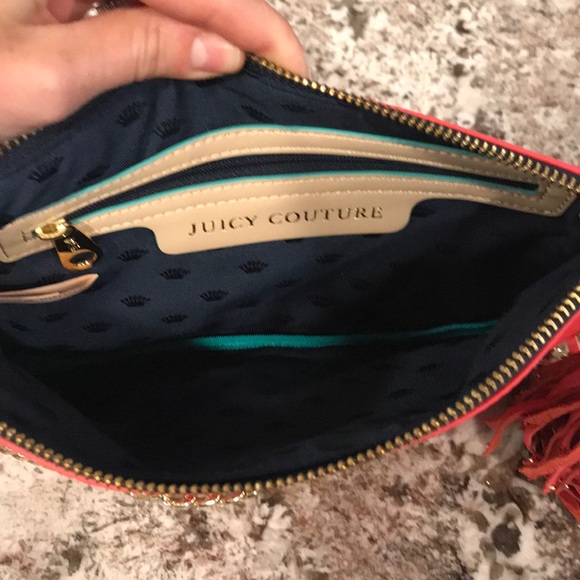 Juicy Couture Coral Crossbody Bag - Picture 5 of 6